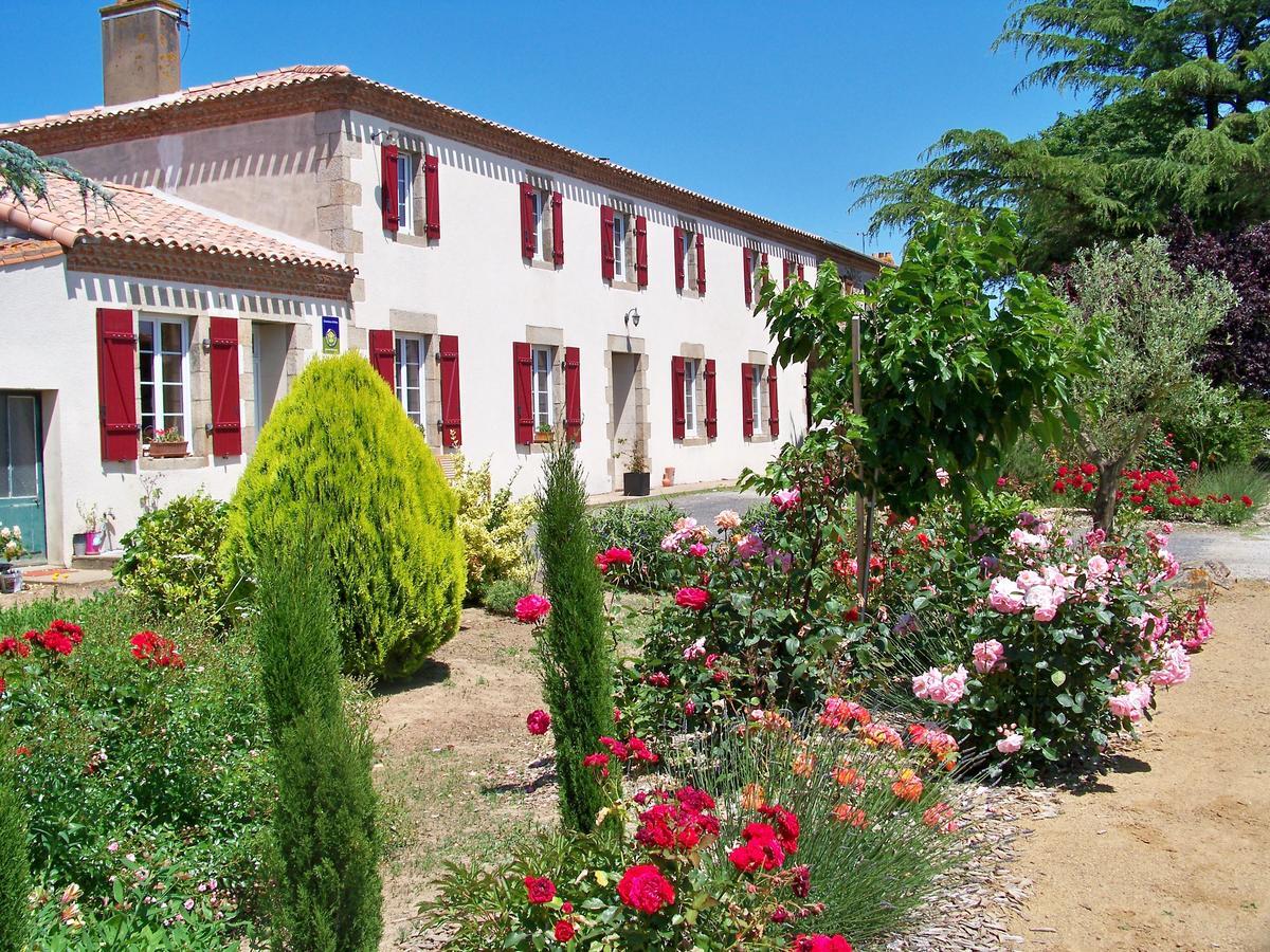 La Genoise Bed & Breakfast Tillieres Exterior photo